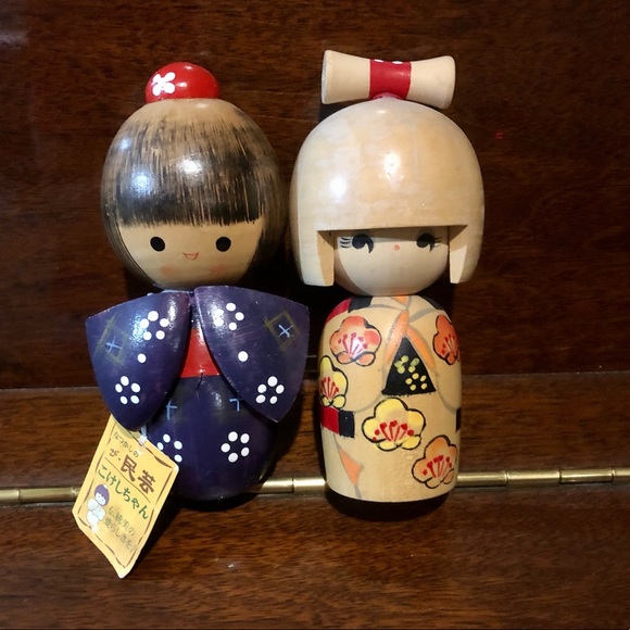 Vintage Japanese Kokeshi dolls